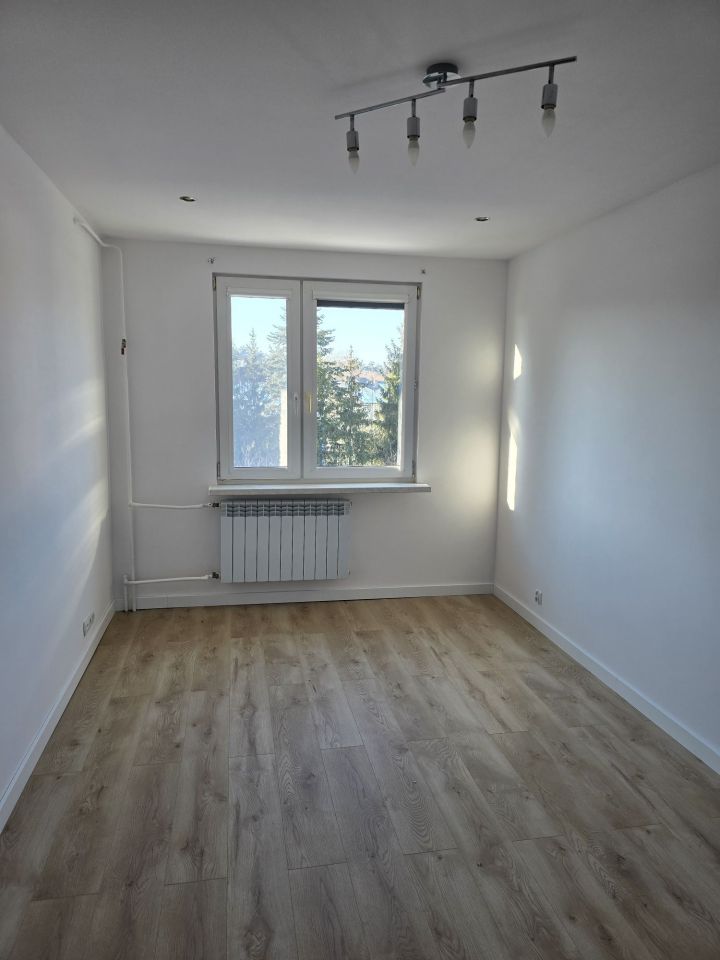 Mieszkanie 3-pokojowe Pionki, ul. Leśna. Zdjęcie 3