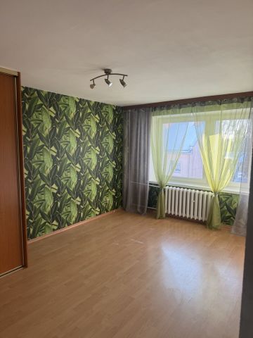 Mieszkanie 4-pokojowe Biskupiec, ul. Bolesława Chrobrego. Zdjęcie 1