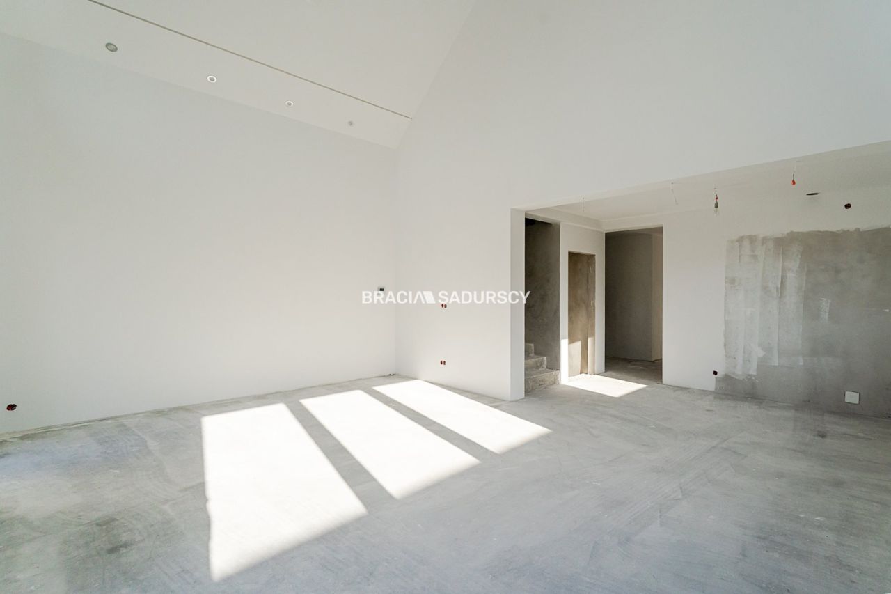 dom wolnostojący, 5 pokoi Bębło. Zdjęcie 12