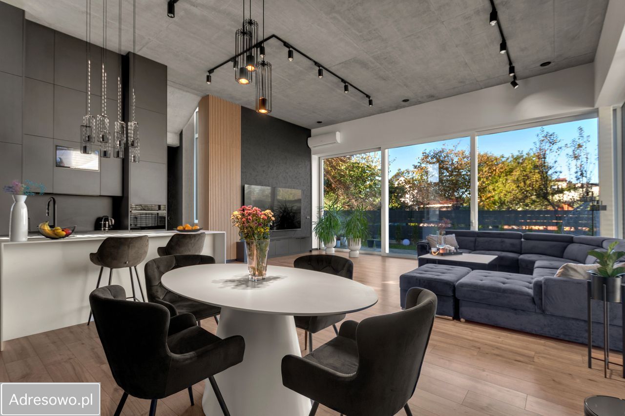 dom wolnostojący, 5 pokoi Tarnowskie Góry. Zdjęcie 3