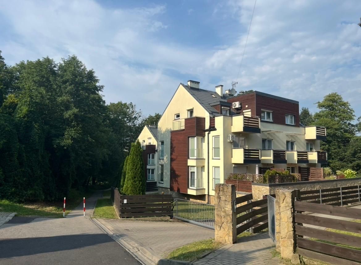 Mieszkanie 3-pokojowe Bielsko-Biała Leszczyny, ul. Kukułek. Zdjęcie 3