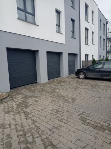Garaż/miejsce parkingowe Bolszewo, ul. Orzechowa. Zdjęcie 1