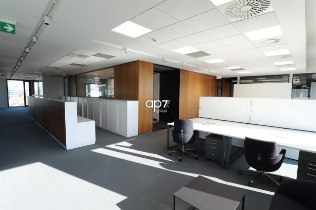 Biuro Kraków Prądnik Czerwony, ul. Pilotów. Zdjęcie 4