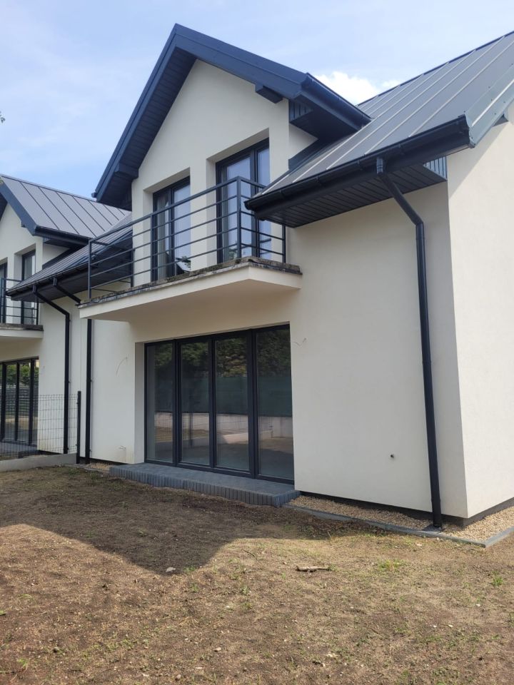 dom szeregowy, 4 pokoje Białystok Bagnówka, ul. Ignacego Mościckiego. Zdjęcie 2