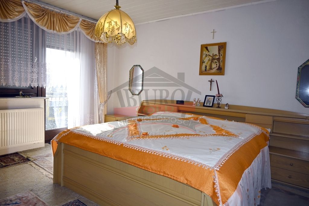 dom wolnostojący, 4 pokoje Rzędów. Zdjęcie 7