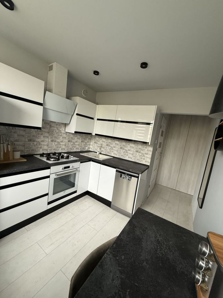 Mieszkanie 2-pokojowe Dąbrowa Górnicza Gołonóg, al. Józefa Piłsudskiego. Zdjęcie 3