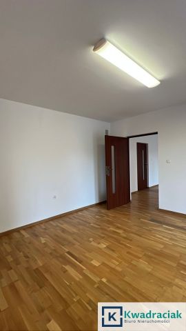 kamienica, 10 pokoi Jasło, ul. 3 Maja. Zdjęcie 18