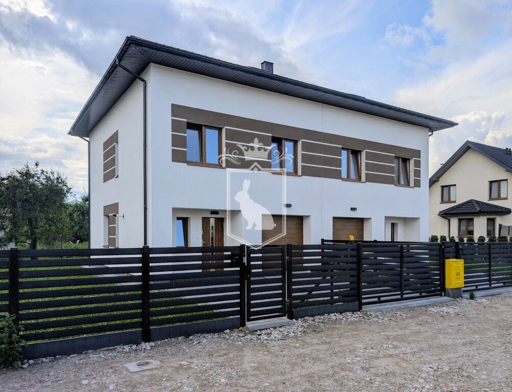 bliźniak, 5 pokoi Tłuszcz, ul. Wiejska