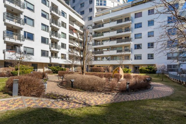 Mieszkanie 2-pokojowe Warszawa Praga-Południe, ul. Jana Nowaka-Jeziorańskiego. Zdjęcie 1