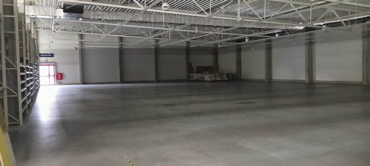 Hala/magazyn Brzeg, ul. gen. Sikorskiego. Zdjęcie 5