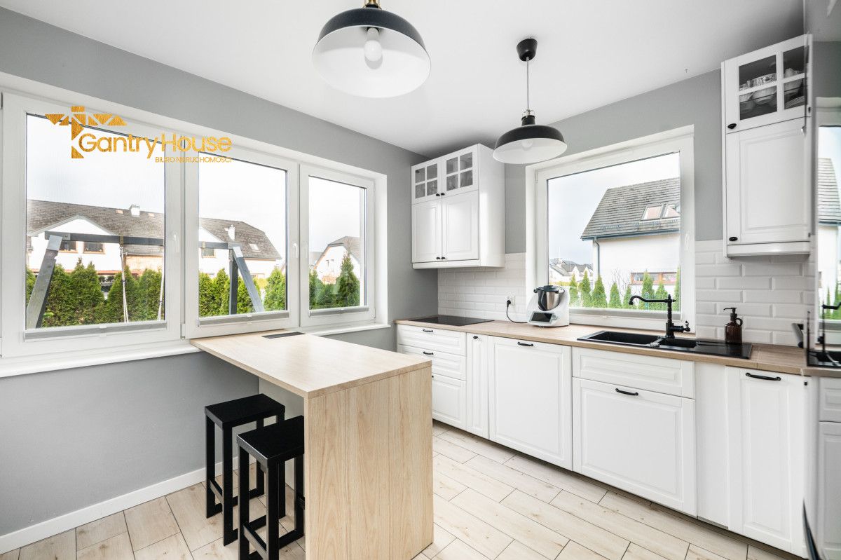 bliźniak, 5 pokoi Suchy Dwór, ul. Pliszkowa. Zdjęcie 6