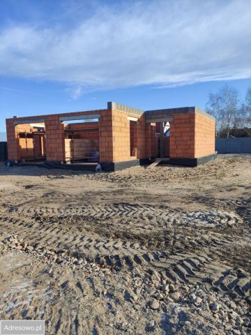 bliźniak, 4 pokoje Folwark. Zdjęcie 1