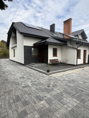 bliźniak, 4 pokoje Parczew, ul. gen. Franciszka Kleeberga. Zdjęcie 1