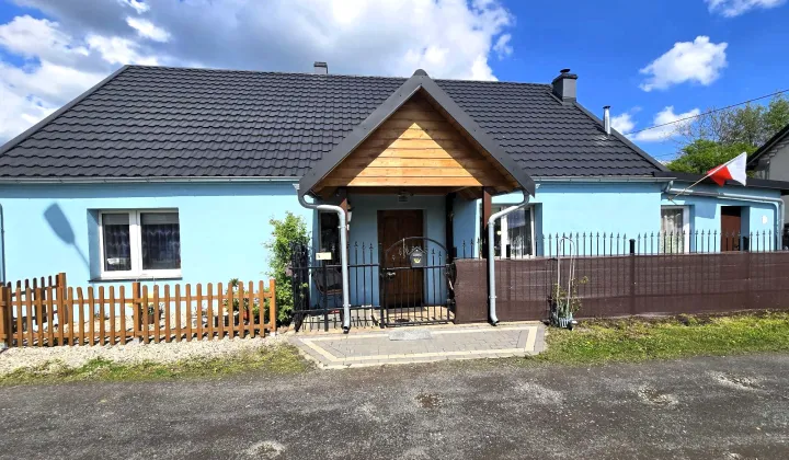 dom wolnostojący, 4 pokoje Dzietrzychowice