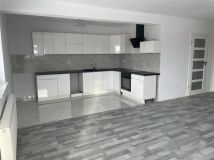 Mieszkanie 3-pokojowe Nowy Sącz, ul. Janusza Kusocińskiego. Zdjęcie 3