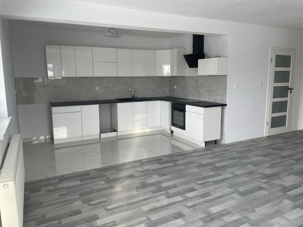 Mieszkanie 3-pokojowe Nowy Sącz, ul. Janusza Kusocińskiego. Zdjęcie 4