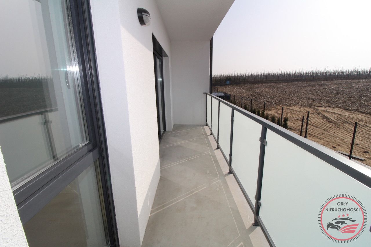 Mieszkanie 3-pokojowe Rojewo. Zdjęcie 15