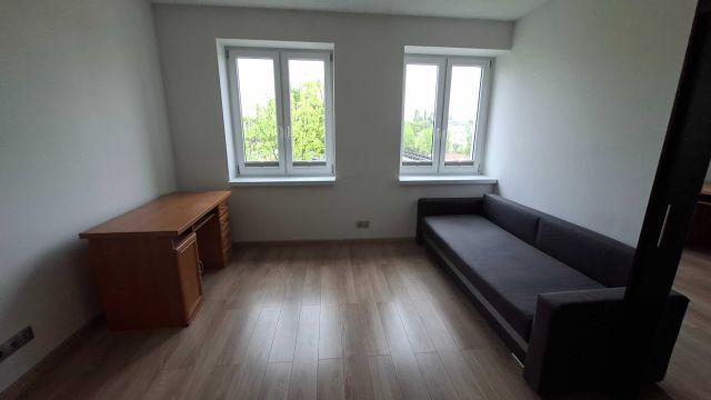Mieszkanie 1-pokojowe Łódź Górna. Zdjęcie 1