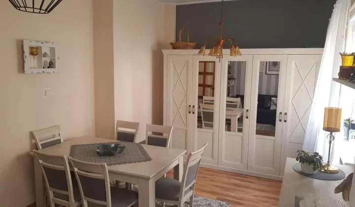 Mieszkanie 3-pokojowe Prabuty, ul. Rynek
