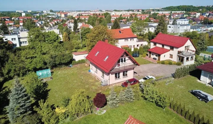 dom wolnostojący, 9 pokoi Elbląg, ul. Rawska
