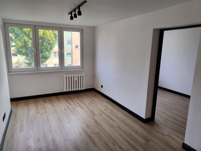 Mieszkanie 4-pokojowe Kalisz Kaliniec, ul. Bogumiła i Barbary. Zdjęcie 3