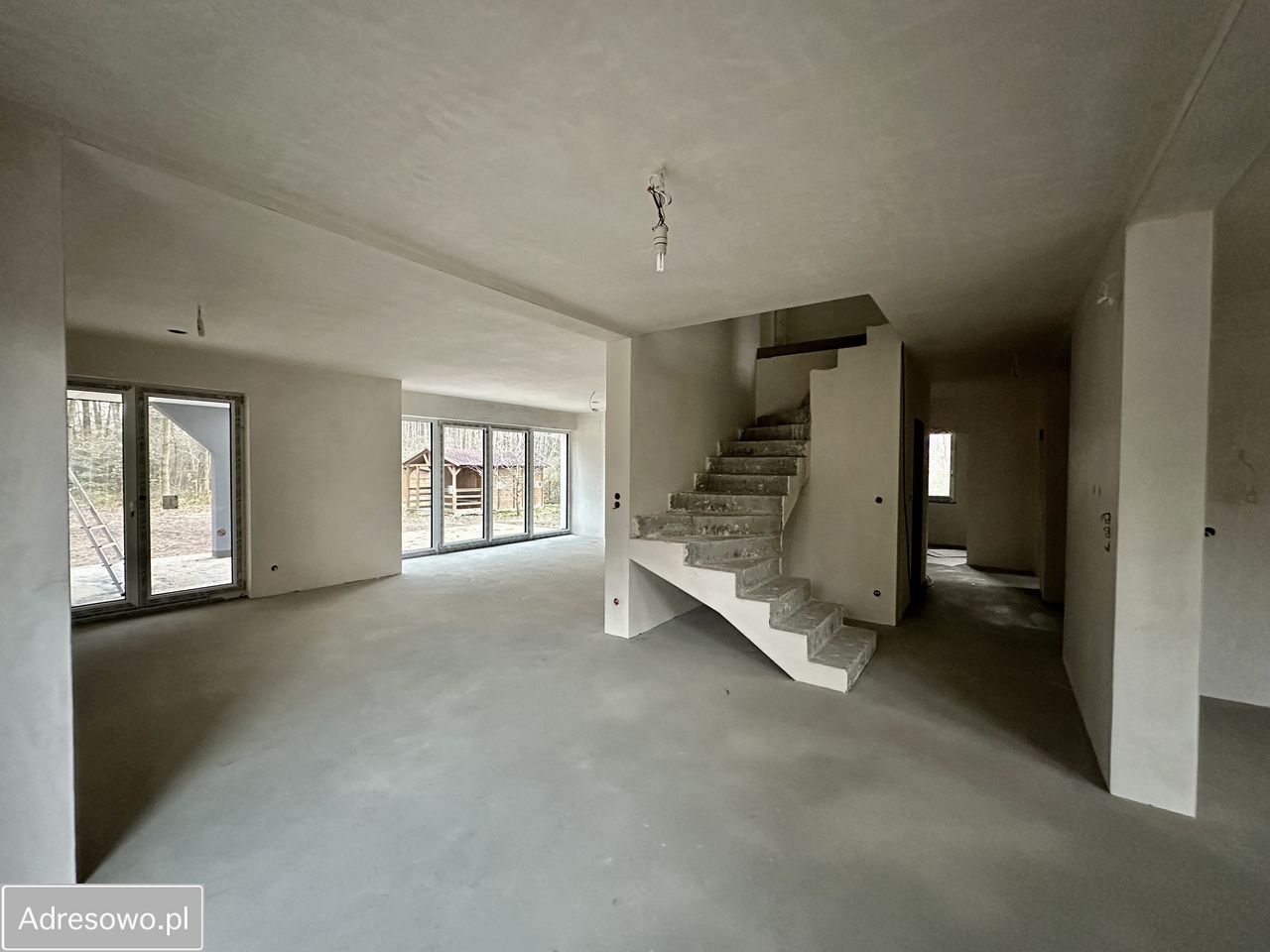 dom wolnostojący, 6 pokoi Radonie. Zdjęcie 2