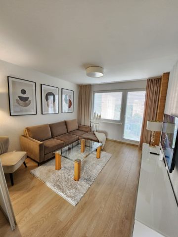 Mieszkanie 3-pokojowe Świdnica Centrum, Marcinkowskiego. Zdjęcie 1