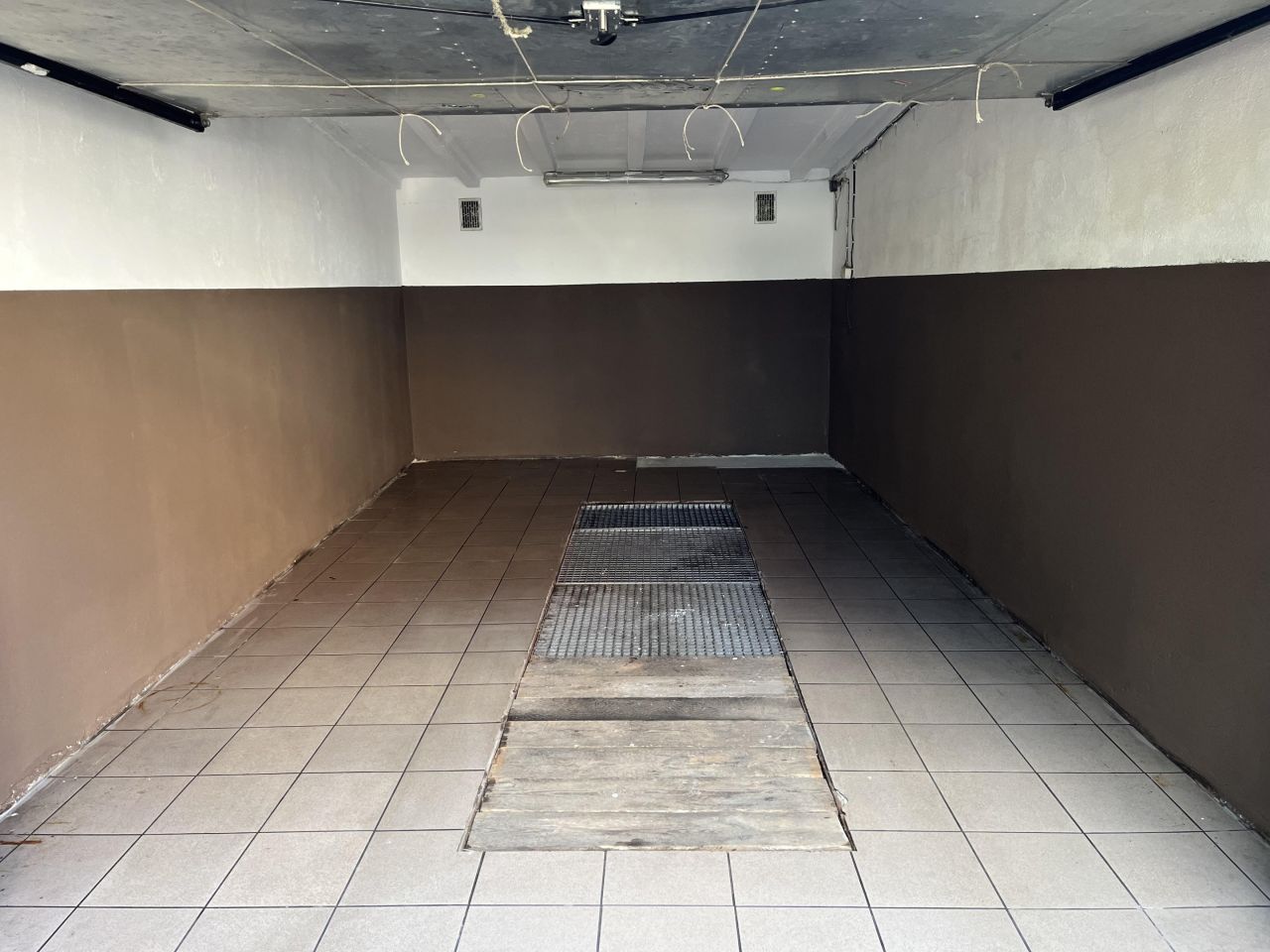 Garaż/miejsce parkingowe Białogard Przedmieście Kołobrzeskie, ul. Kołobrzeska. Zdjęcie 3