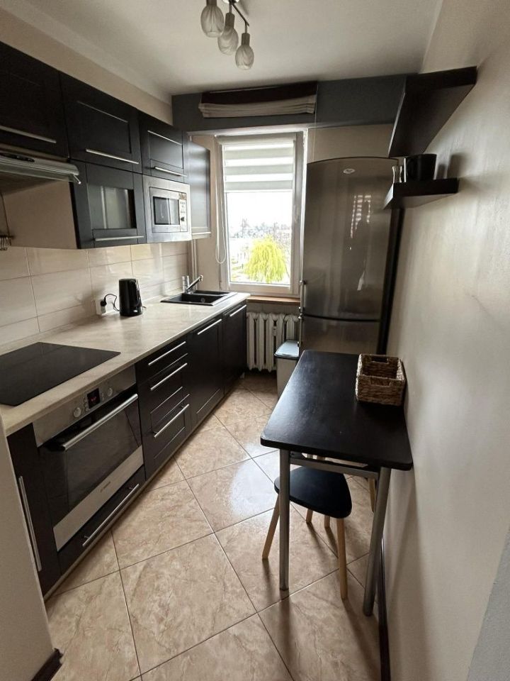 Mieszkanie 3-pokojowe Łowicz, os. Bratkowice. Zdjęcie 2