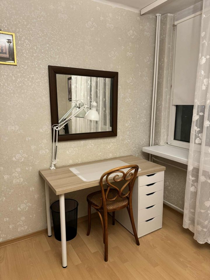 Pokój Katowice Śródmieście, ul. ks. kard. Bolesława Kominka