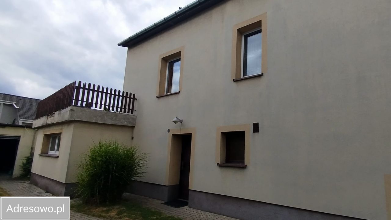 dom wolnostojący, 7 pokoi Częstochowa Lisiniec, ul. Namysłowska. Zdjęcie 4