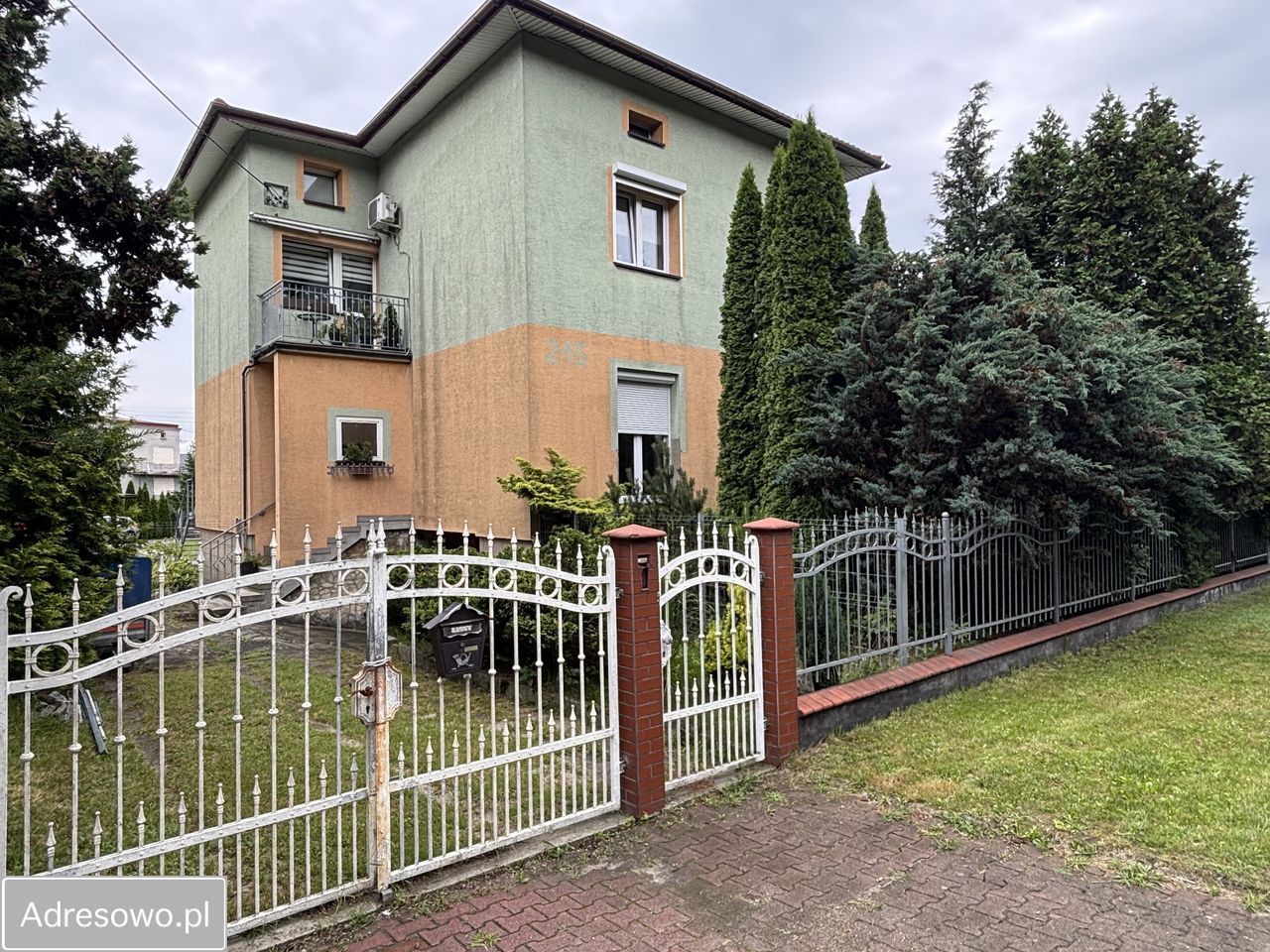 dom wolnostojący, 6 pokoi Sosnowiec Pogoń, ul. gen. Stefana Grota-Roweckiego. Zdjęcie 1