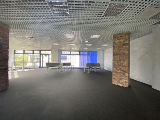 Biuro Kraków Podgórze, ul. Powstańców Wielkopolskich. Zdjęcie 1