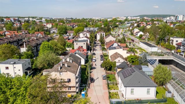 kamienica, 10 pokoi Kraków Łagiewniki, ul. Tokarska. Zdjęcie 35