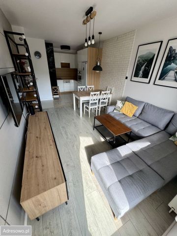 Mieszkanie 2-pokojowe Warszawa Ursus, ul. Władysława Hermana. Zdjęcie 1