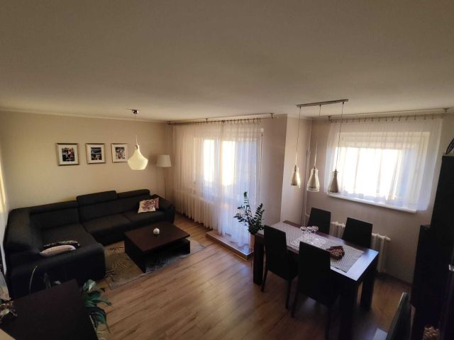 Mieszkanie 3-pokojowe Będzin Gzichów, ul. Władysława Jagiełły. Zdjęcie 1