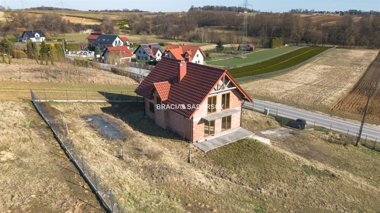 dom wolnostojący, 5 pokoi Zielonki, ul. Garlicka. Zdjęcie 3