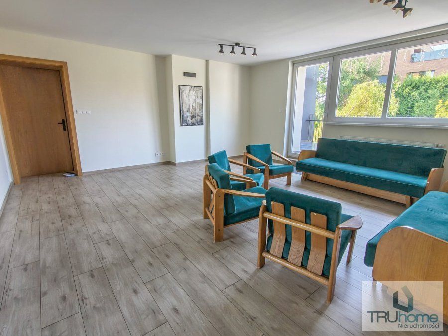 Mieszkanie 4-pokojowe Katowice Brynów, ul. Piękna. Zdjęcie 2