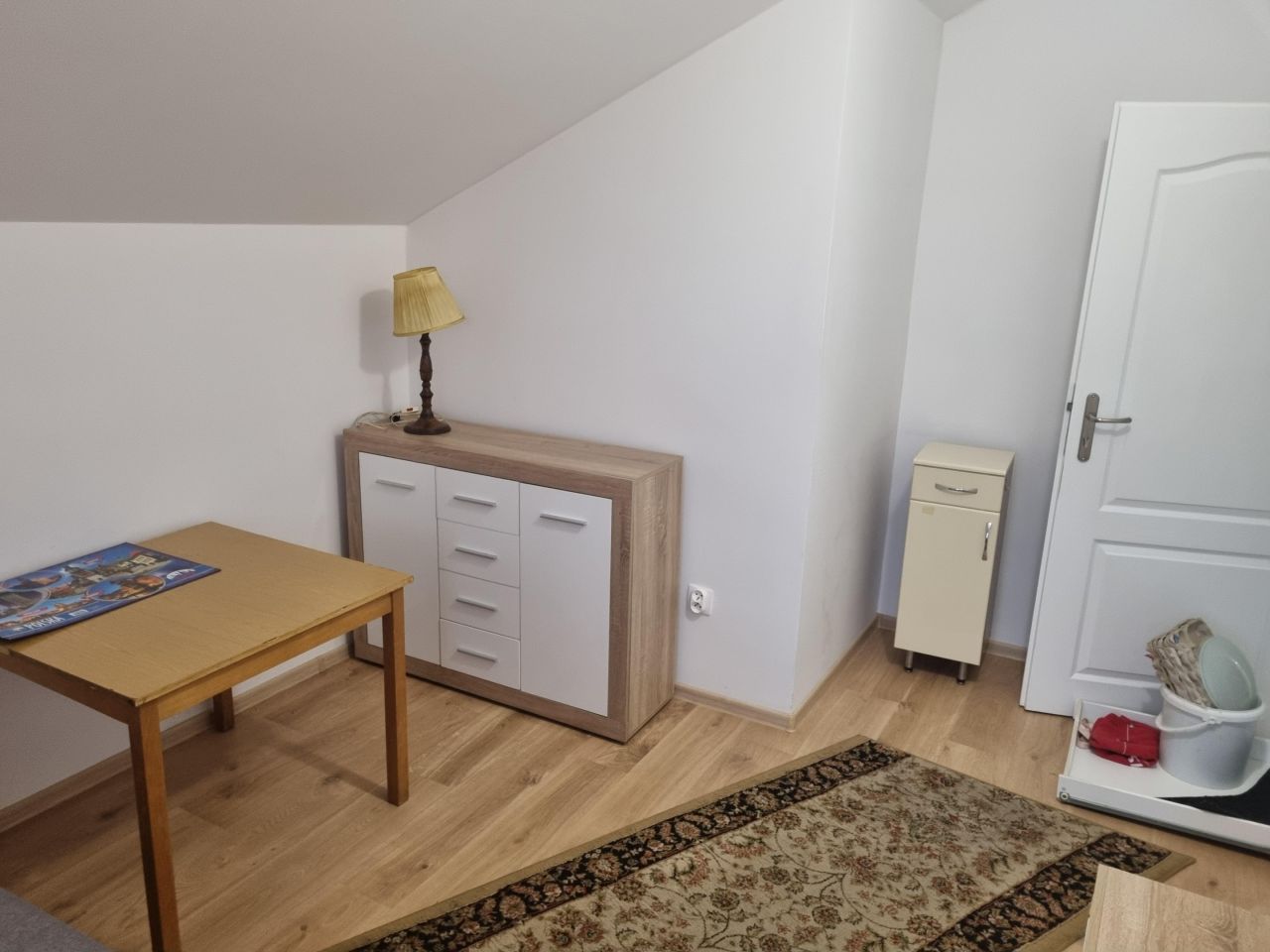 Pokój Kobyłka Nadarzyn, ul. ks. Józefa Poniatowskiego. Zdjęcie 3