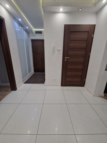 Mieszkanie 3-pokojowe Starachowice Wanacja, ul. Witolda Lutosławskiego. Zdjęcie 17