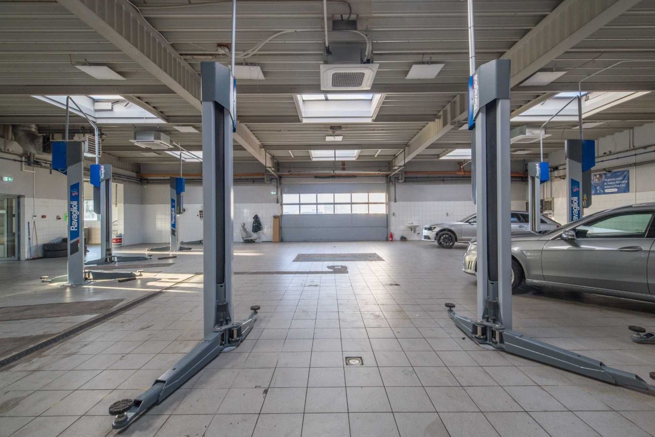 Hala/magazyn Częstochowa Błeszno, ul. Bohaterów Katynia. Zdjęcie 5