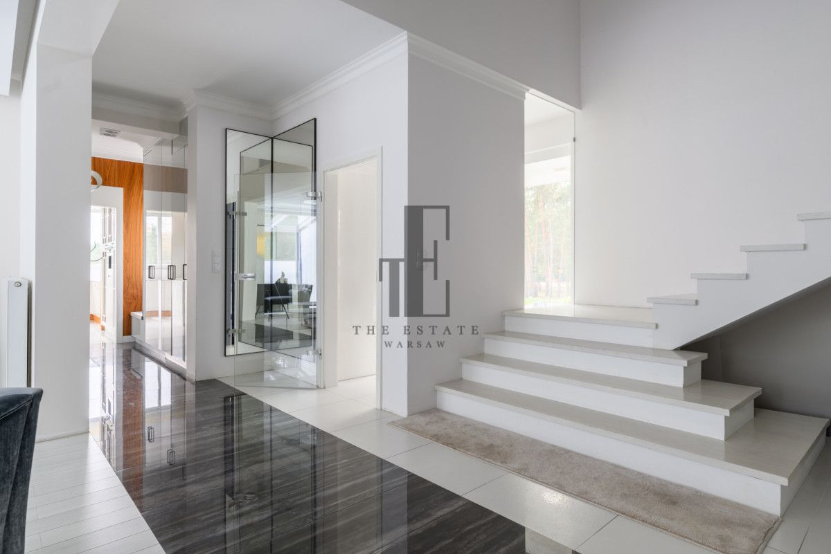 dom wolnostojący, 10 pokoi Famułki Brochowskie. Zdjęcie 20