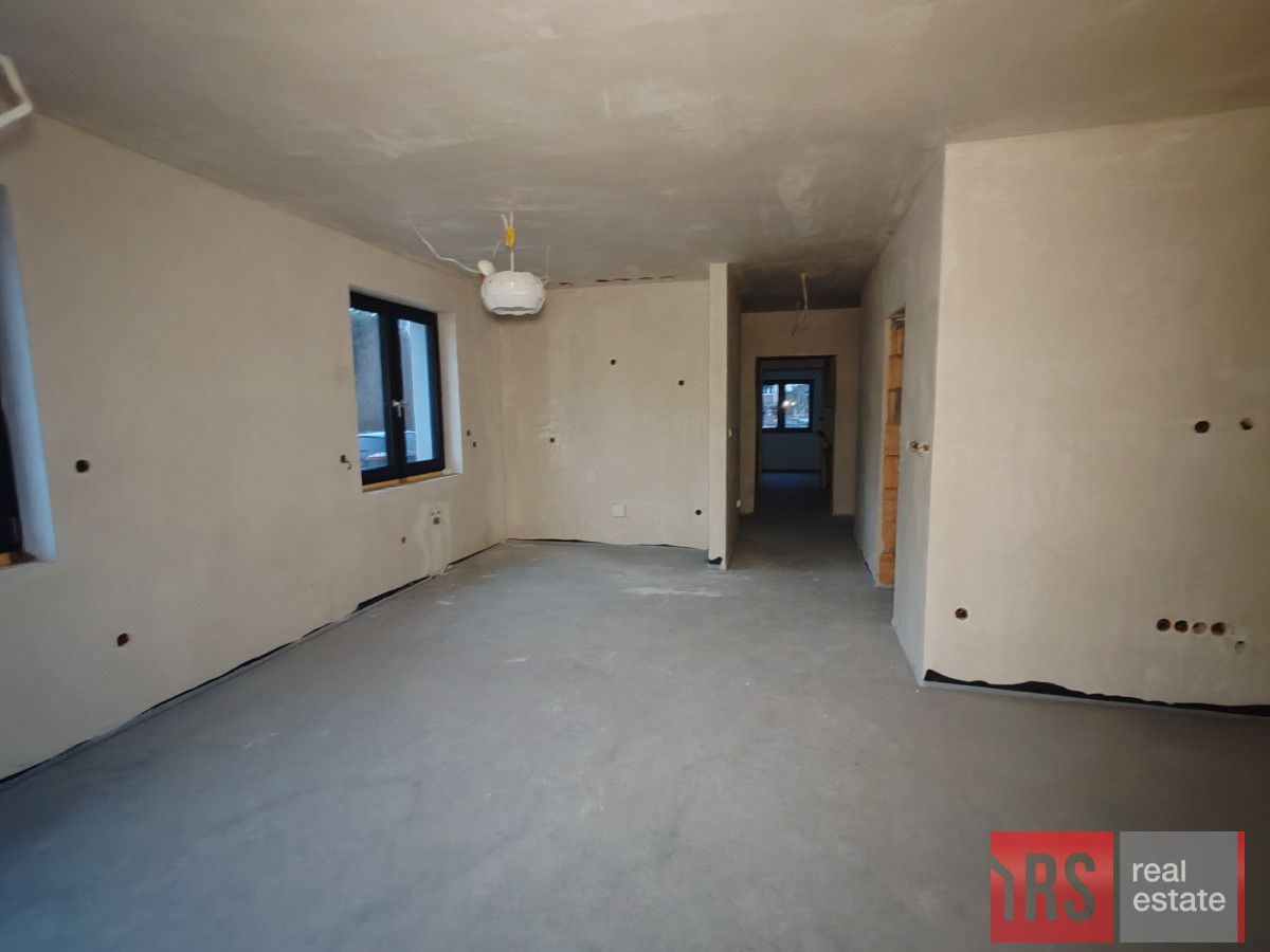 dom wolnostojący, 4 pokoje Mariantów. Zdjęcie 8