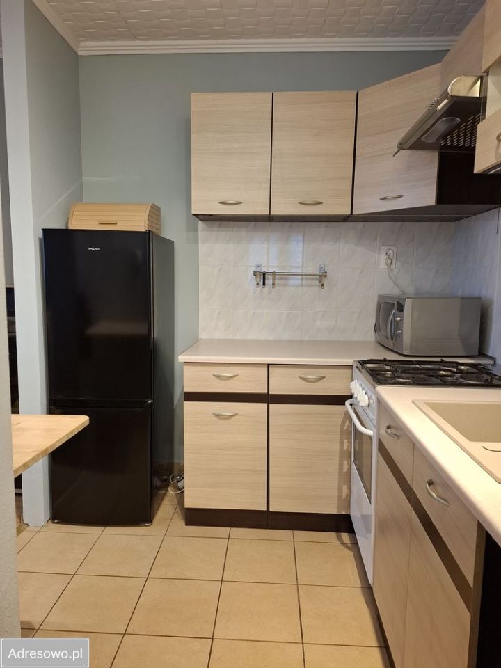 Mieszkanie 3-pokojowe Katowice os. Tysiąclecia, ul. Tysiąclecia. Zdjęcie 2