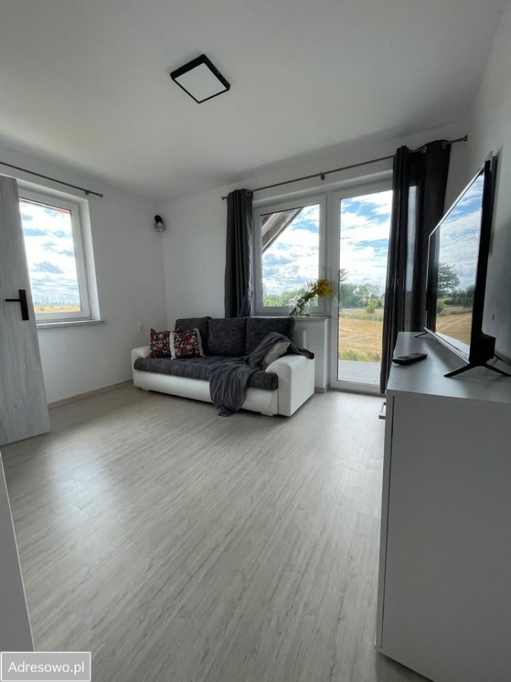 Mieszkanie 4-pokojowe Strzeżenice. Zdjęcie 10