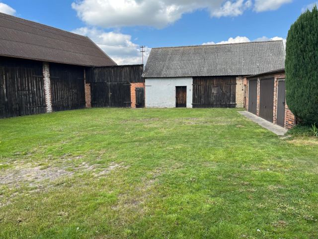 gospodarstwo, 5 pokoi Sternalice. Zdjęcie 2