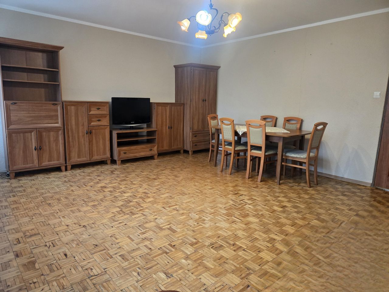 Mieszkanie 3-pokojowe Ostrów Mazowiecka, ul. Widnichowska. Zdjęcie 1