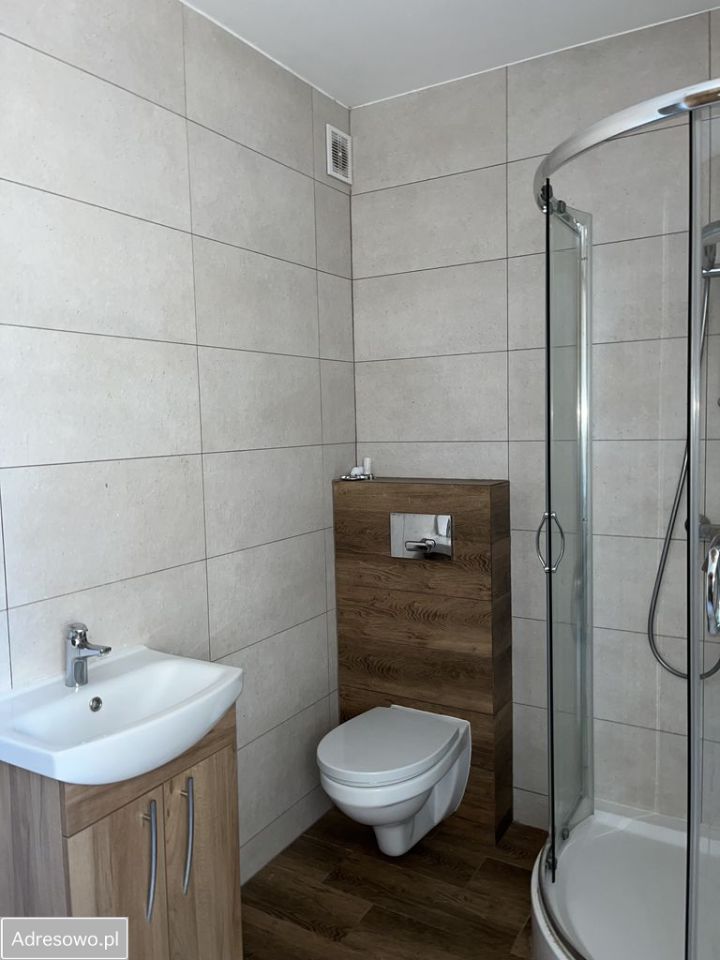 dom szeregowy, 6 pokoi Łódź. Zdjęcie 8