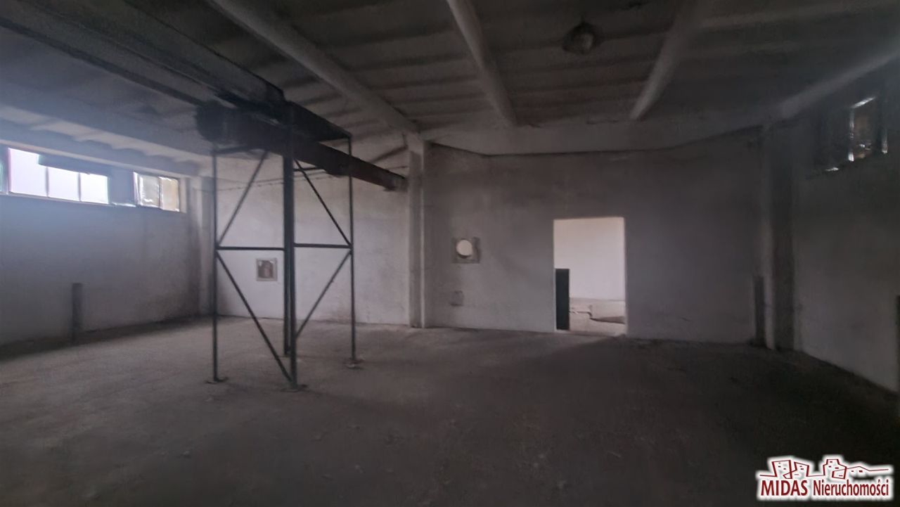 Hala/magazyn Lubraniec. Zdjęcie 6
