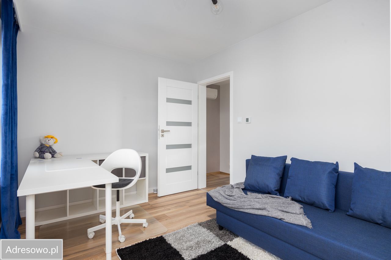 dom szeregowy, 3 pokoje Porosły, ul. Sadowa. Zdjęcie 2